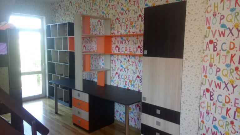 рабочее место на два ребенка